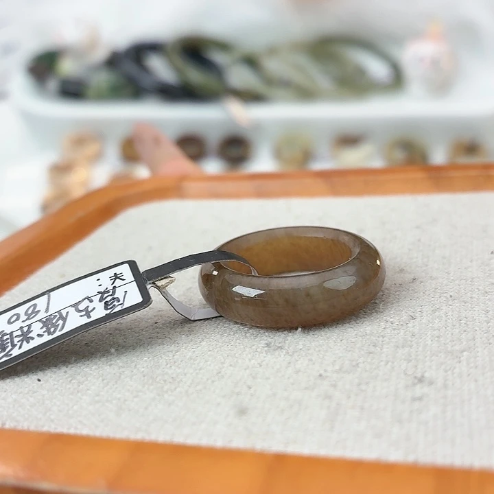 和田玉（糖玉）未镶嵌戒指s41复古俄糖轮胎17.3不退换