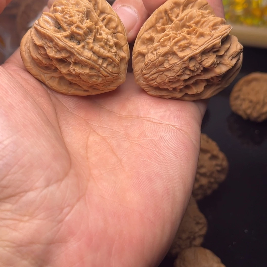 文玩核桃把件41暴雪