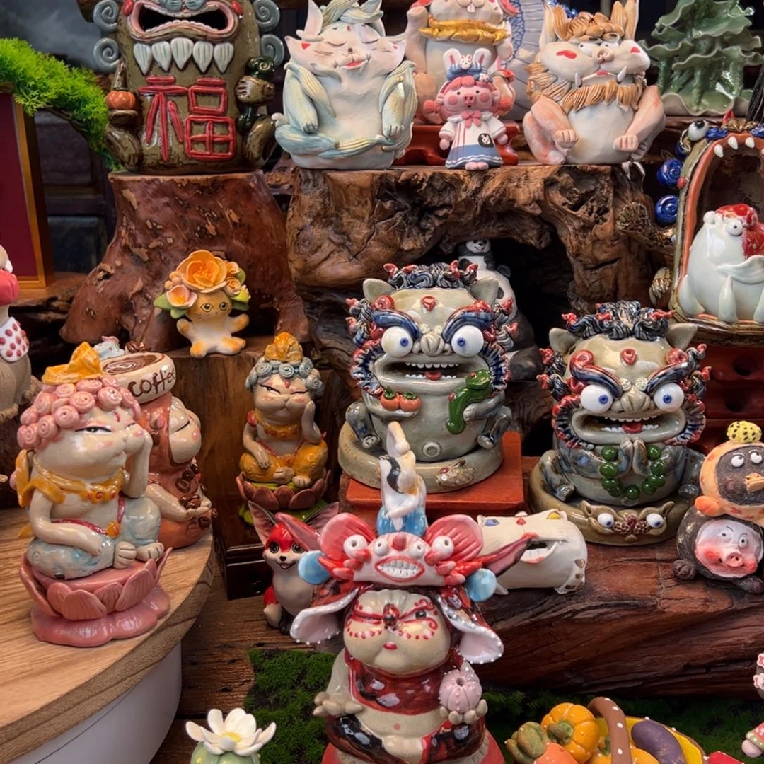 我***装小镇青花每日有新品