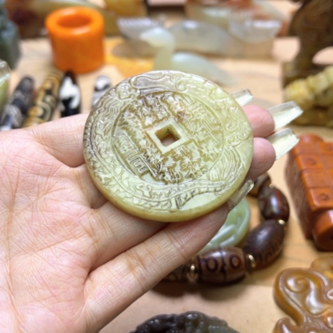 【闪购商品】蛇纹石玉颈饰未镶嵌