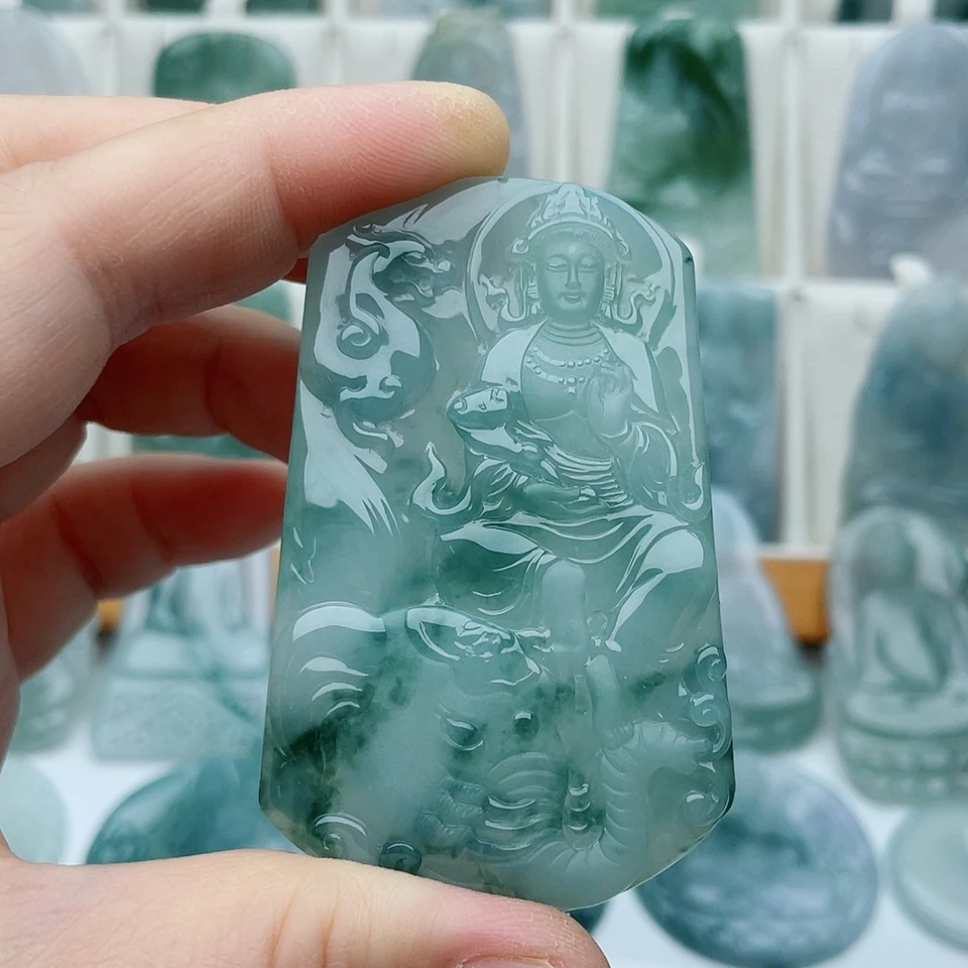 浩***扬颈饰未镶嵌翡翠普贤菩萨