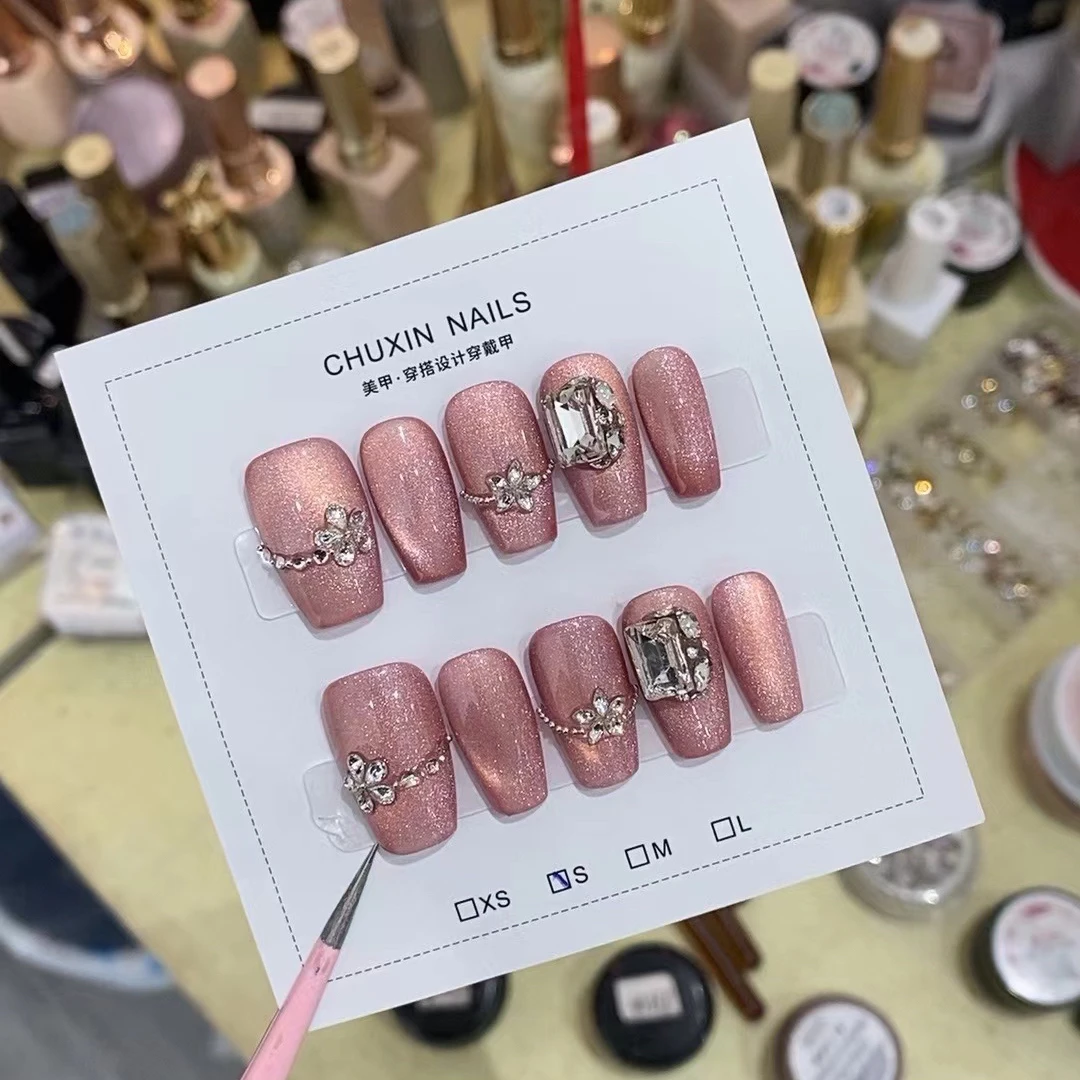 【591新羽】轻奢纯手工穿戴甲粉色猫眼冰粉水变色清冷少女风时百搭