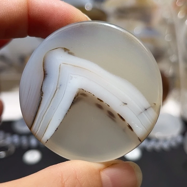 玛瑙/玉髓未镶嵌颈饰