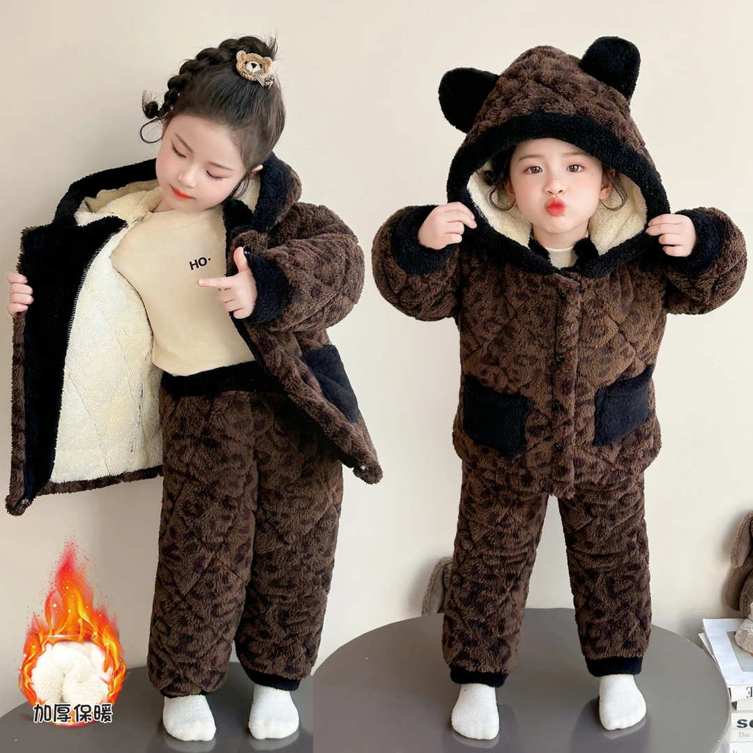 三层夹棉加厚冬款儿童睡衣珊瑚绒女孩可外穿豹纹棉衣女童家居服冬