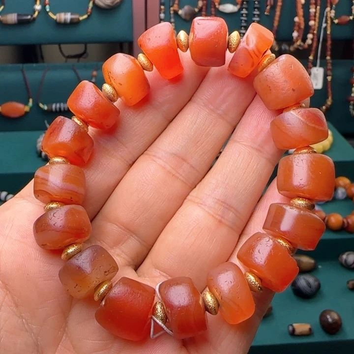 未镶嵌颈饰玛瑙/玉髓