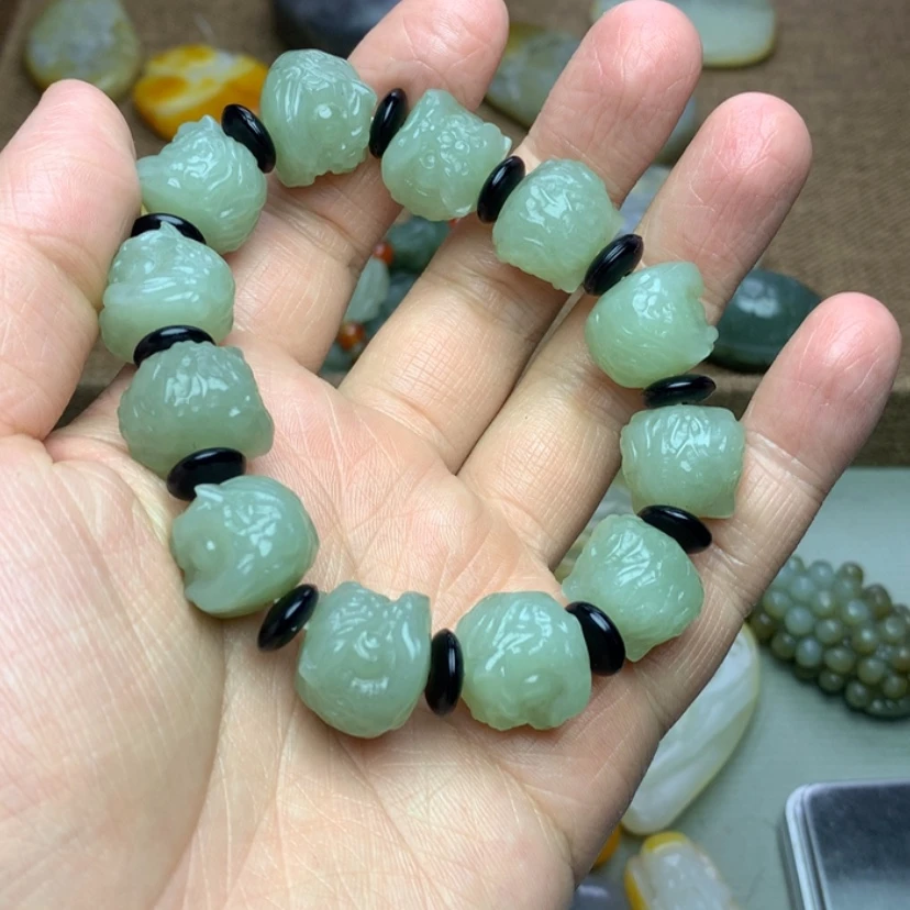 【闪购商品】颈饰未镶嵌透闪石质玉