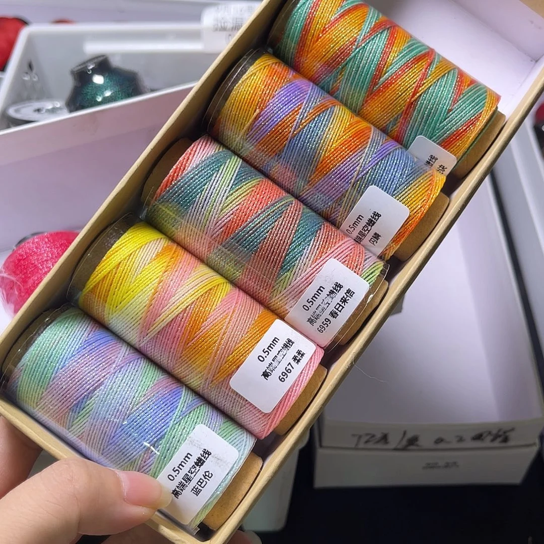 爱***狸棉0.5星空段染5卷