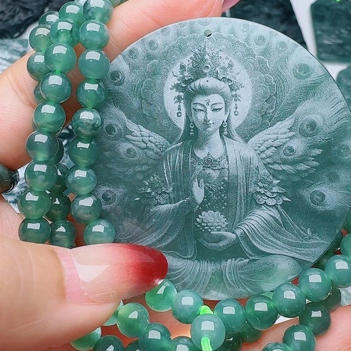 翡翠未镶嵌颈饰天然的A货翡翠多样性发其一