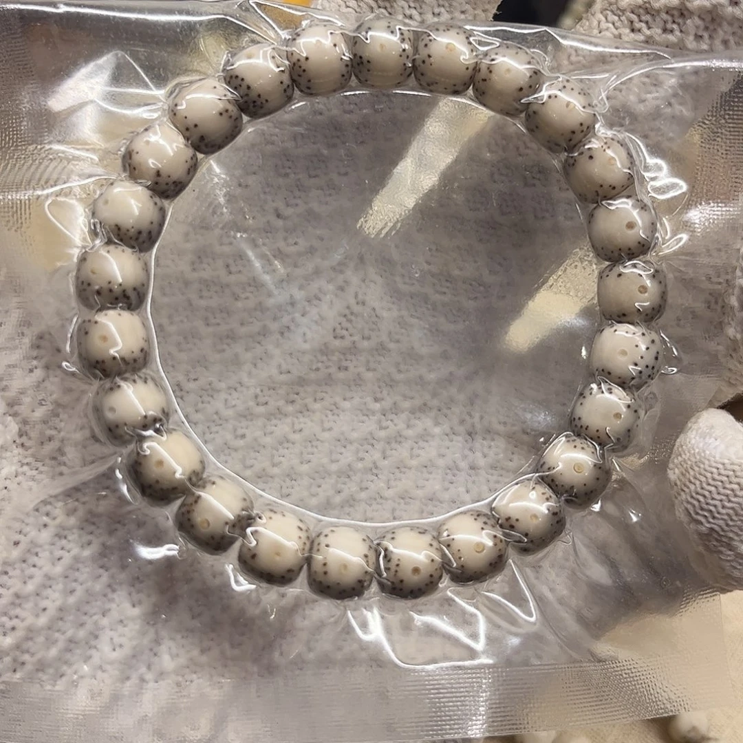 手串星月菩提9通体留白糯冰