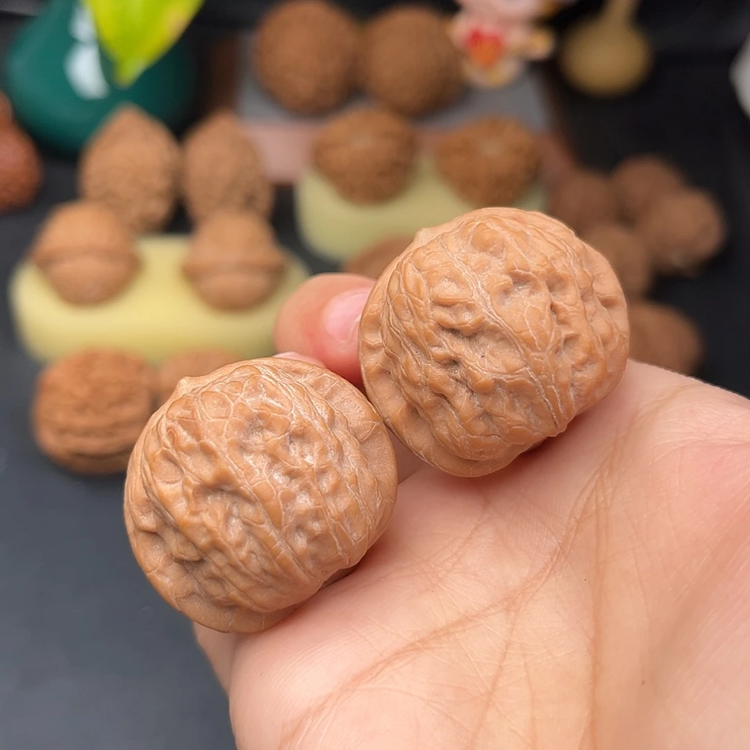 文玩核桃把件野生全品34