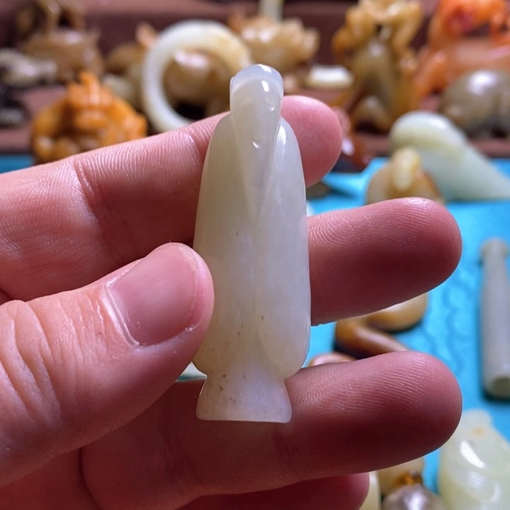 和田玉挂件未镶嵌众**城