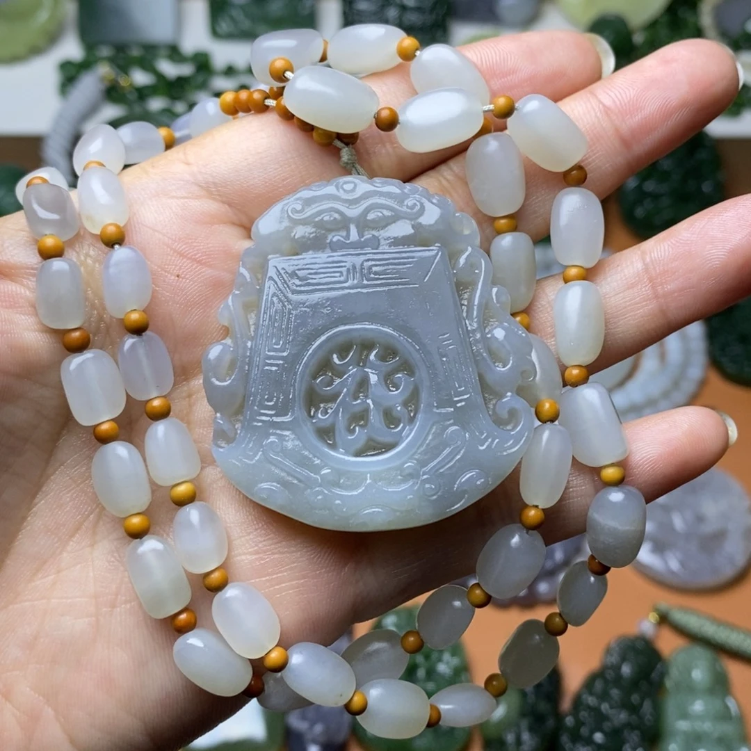 和田玉未镶嵌颈饰