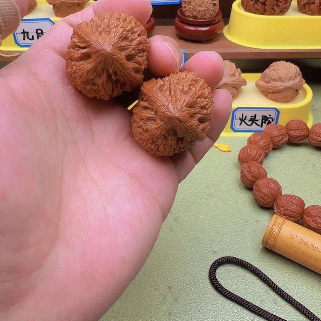 桃核吊坠大蒜头35尺寸42.7克