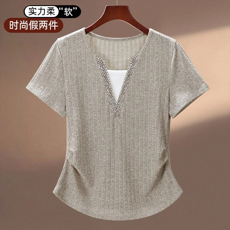 假两件t烫钻V领正肩短袖T恤女2025夏季大码女装收腰遮肚显瘦上衣