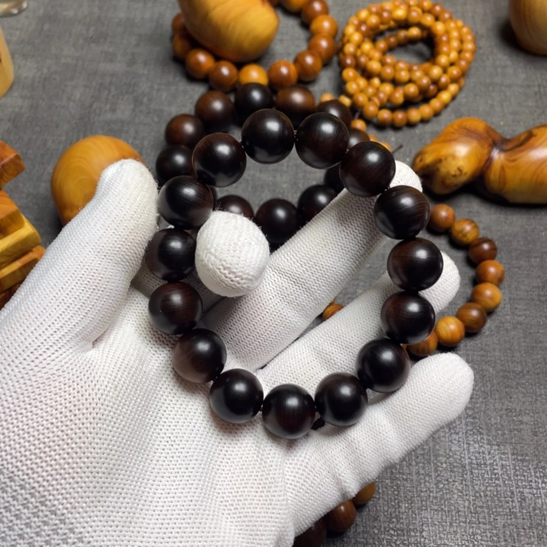 平***路柏木（崖柏）太行1.5雷击