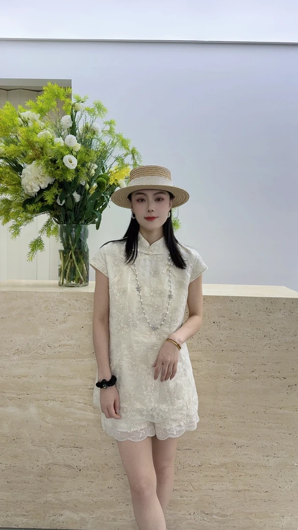 2025新款韩韩女装宽松时尚设计感重工套装55555