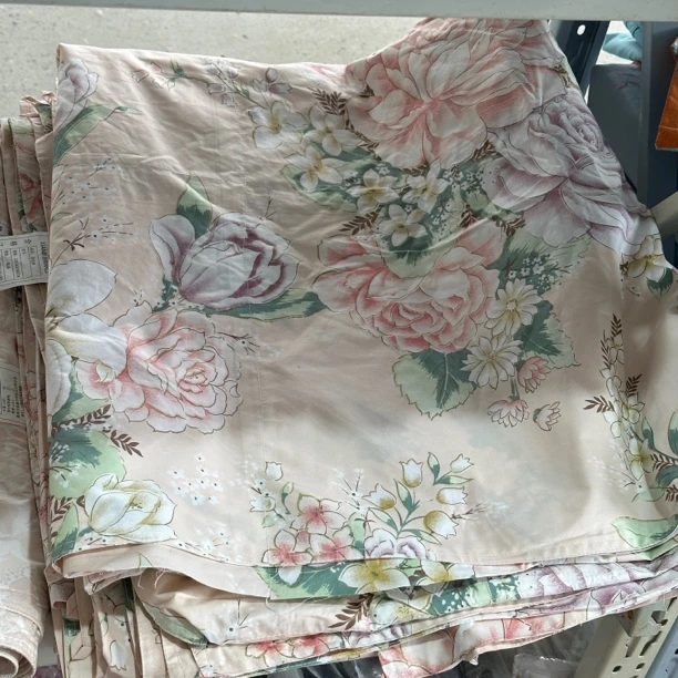 《辉岳》半成品带绗缝约180x220粉底绿色大花高支棉被壳 发一个微瑕