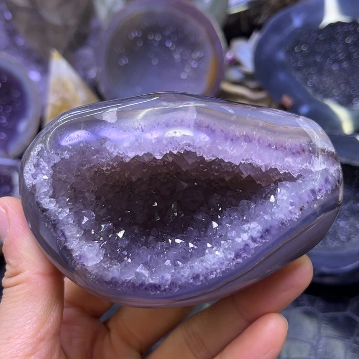 水晶珠宝半成品未镶嵌福利抛光洞