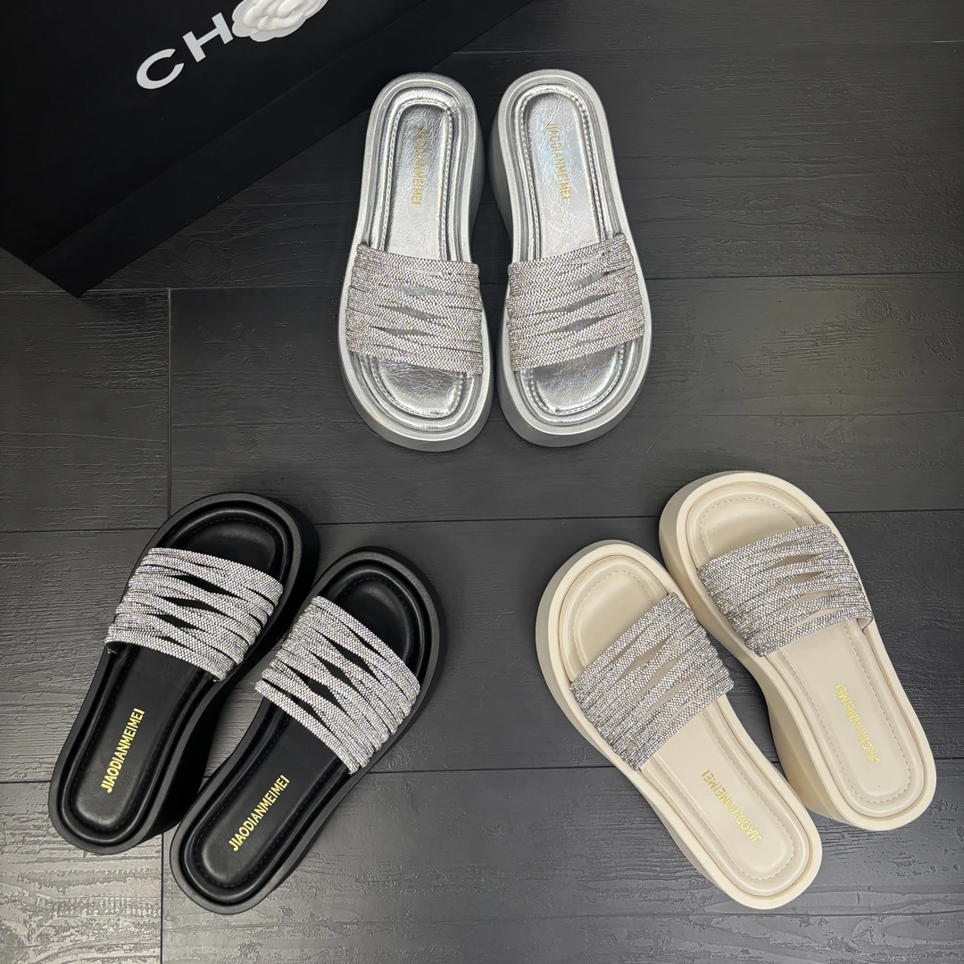 2025夏季外穿百搭水钻高跟一字拖松糕厚底增高防滑软底凉拖鞋