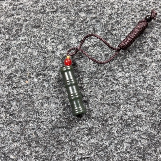 【闪购商品】和田玉颈饰未镶嵌上*飞