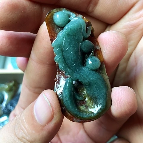 颈饰未镶嵌翡翠福豆豆珠宝翡翠颈饰
