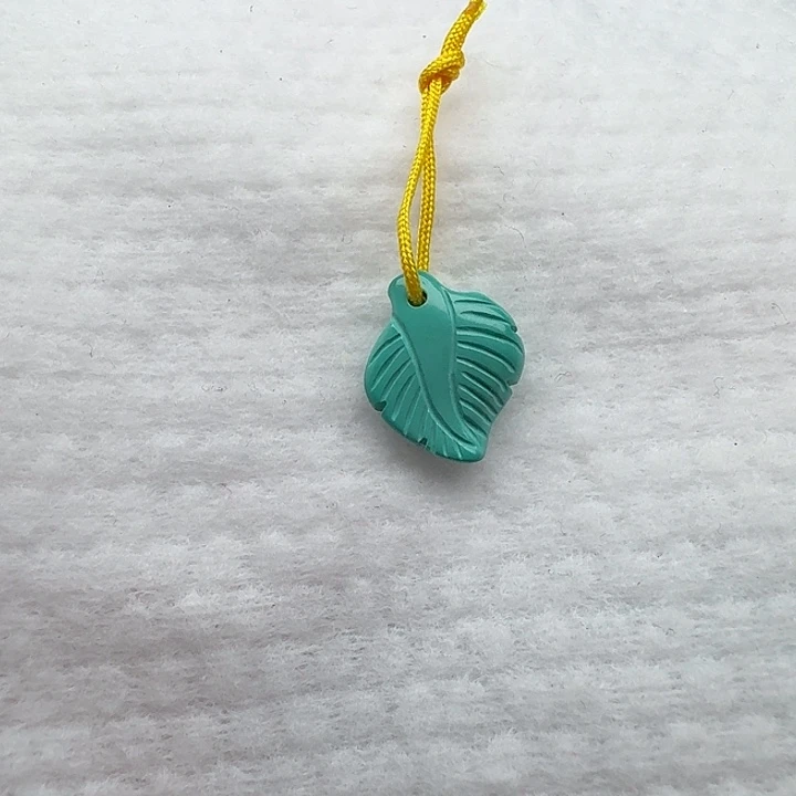 尺寸17/13/5➕雕刻绿树叶配珠一颗