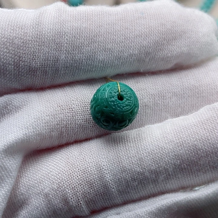 绿松石配饰未镶嵌