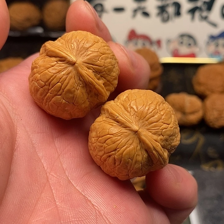 吊坠文玩核桃水晶球