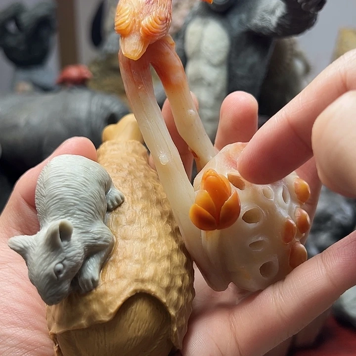 寿山石由**巅寿山石摆件