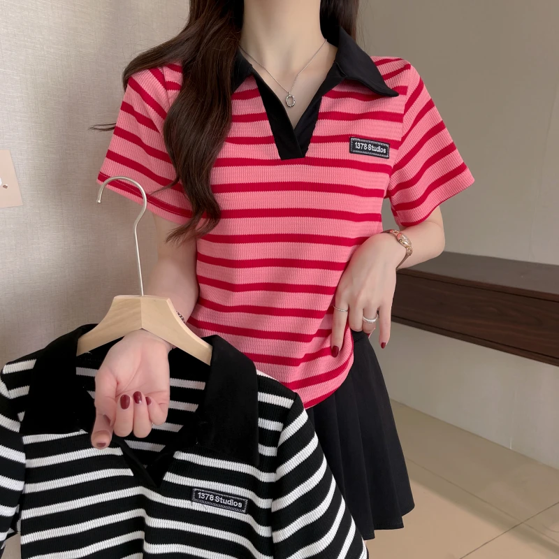 大码条纹polo翻领夏季短款上衣女胖mm设计感小众显瘦遮肚短袖t恤