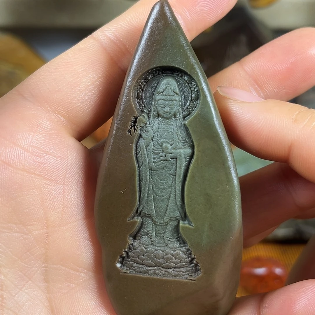 新疆戈壁石原石雕刻4