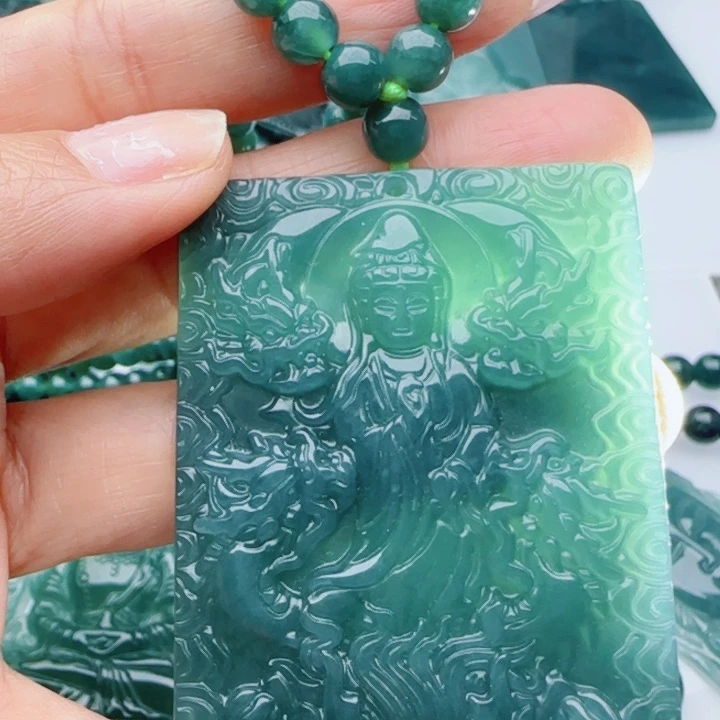 翡翠未镶嵌颈饰多样性发货天然A货翡翠