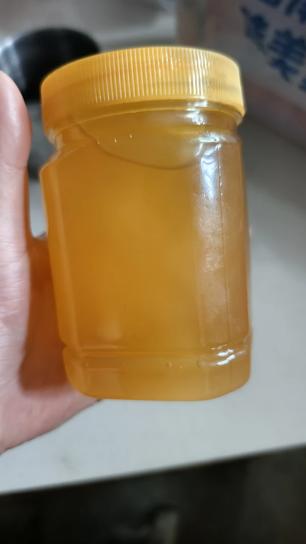 农户代销农家正宗土蜂蜜
