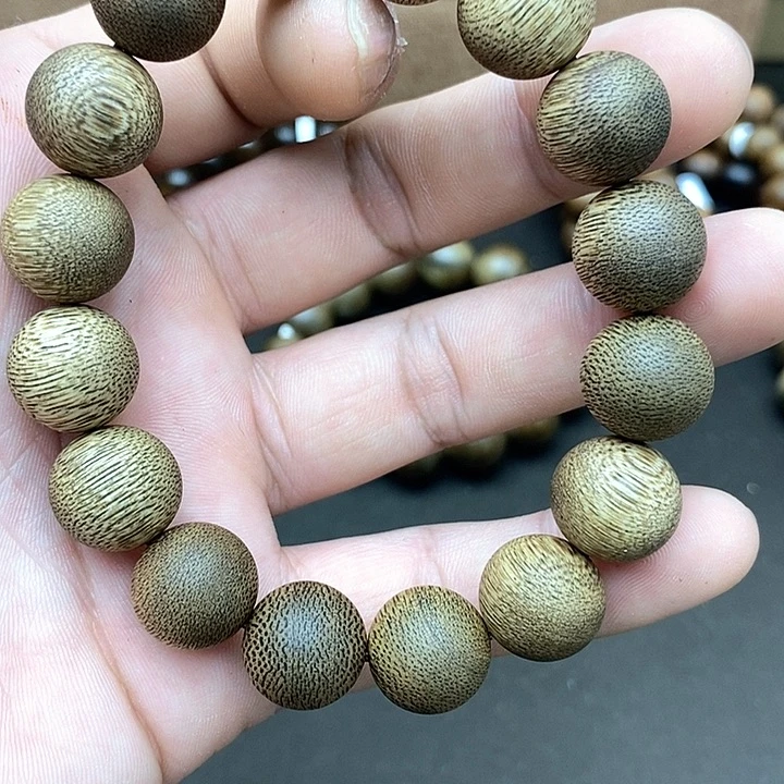 沉香碎屑沉香越南芽庄野生白奇1.4