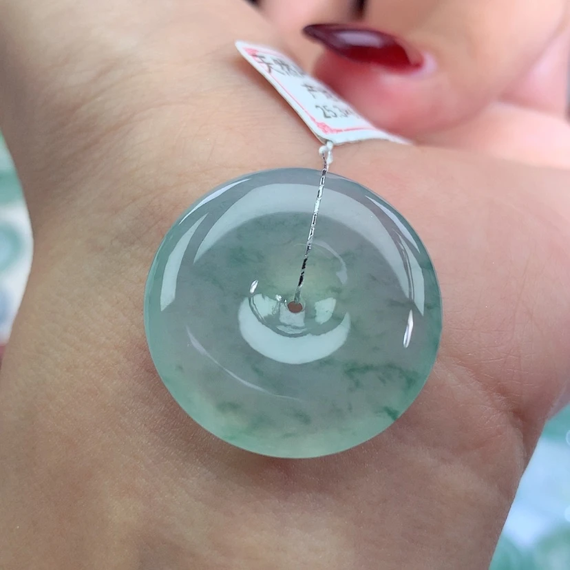 【闪购商品】翡翠吊坠(不含链)未镶嵌