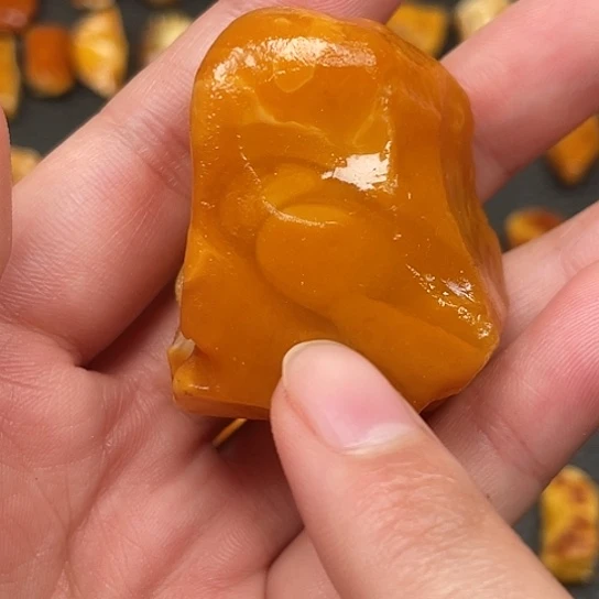 @***浪定制琥珀花蜡妖原石