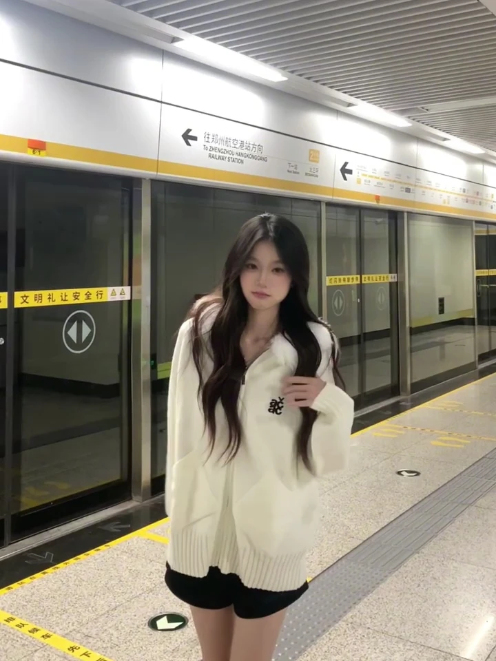 慵懒风毛衣开衫女秋冬毛领连帽巨好看的外套宽松休闲针织上衣短裤