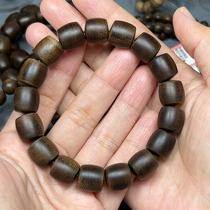 沉香碎屑沉香白棋玉化1.2