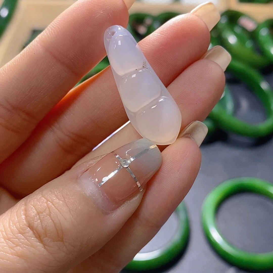 和田玉（碧玉）未镶嵌手链