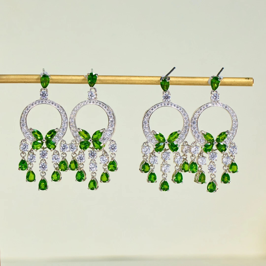 【歪歪】透辉石流苏耳饰（多样性发一）XB-J2499