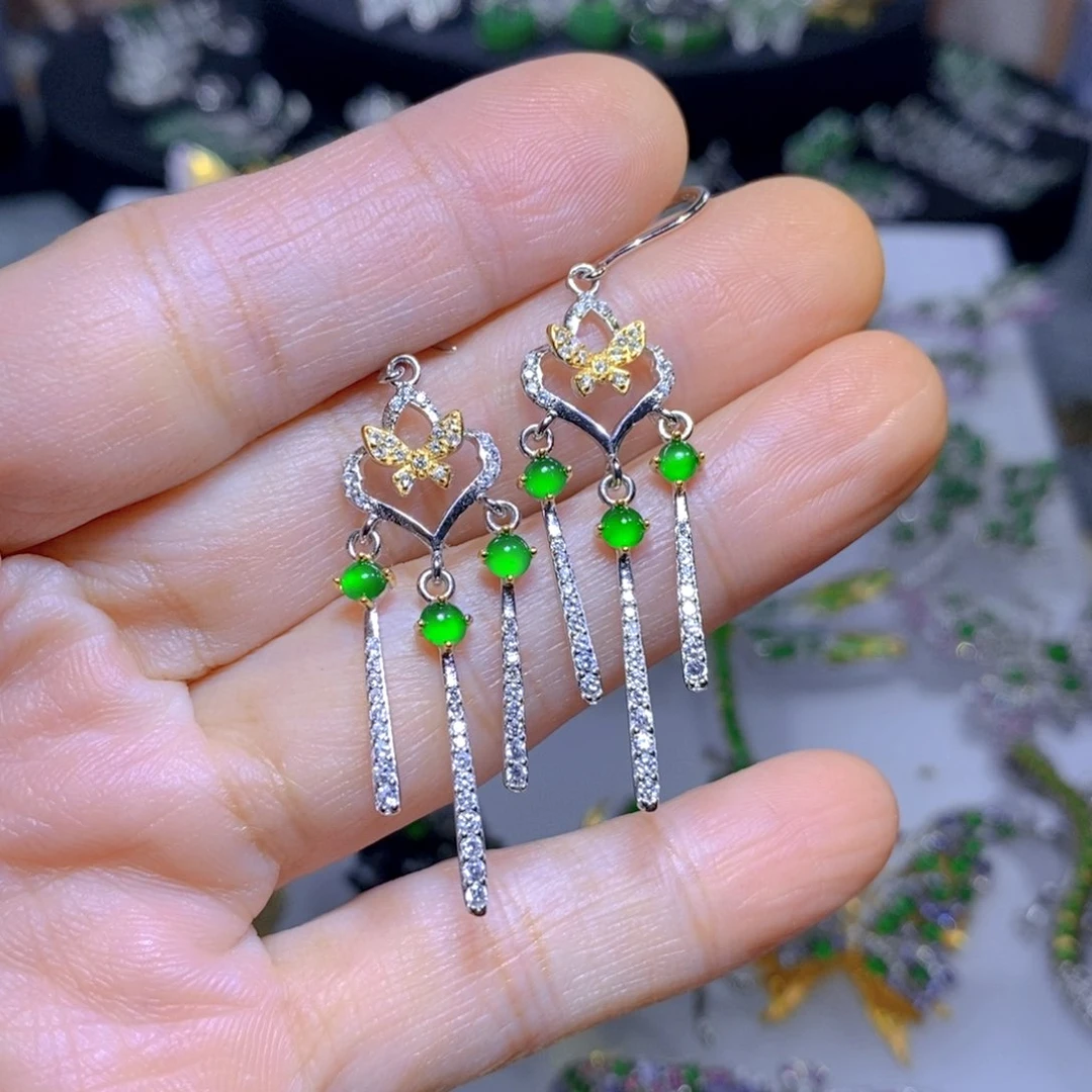 翡翠颈饰银S925镶嵌天然翡翠