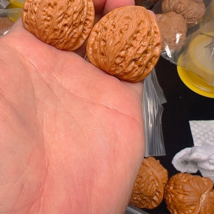 核桃铁锤，36，已打底