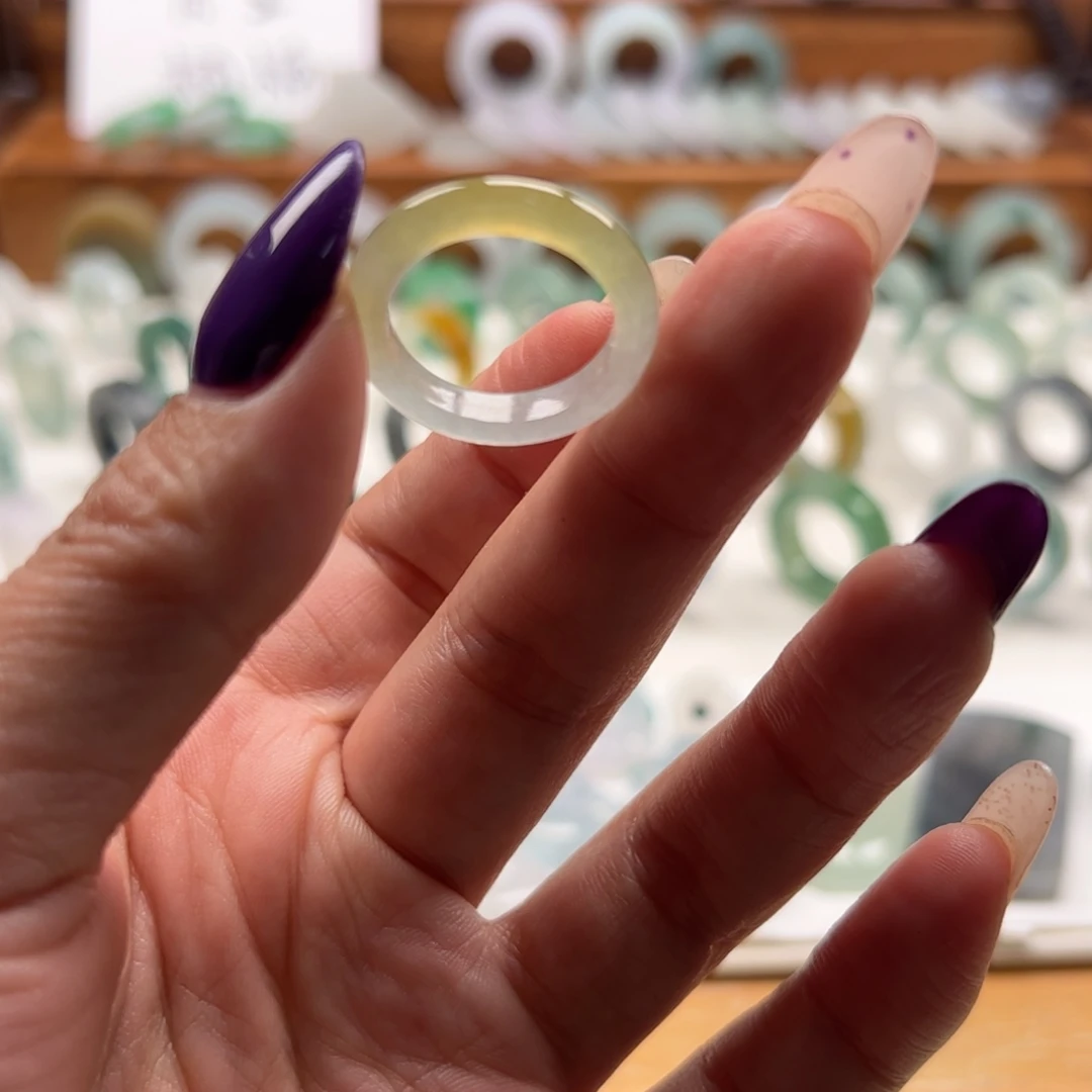 没****翡翠未镶嵌戒指翡翠