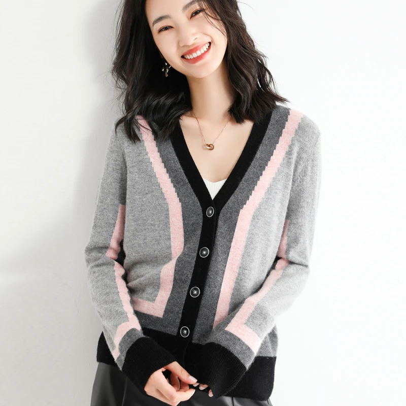 310新款拼色开衫