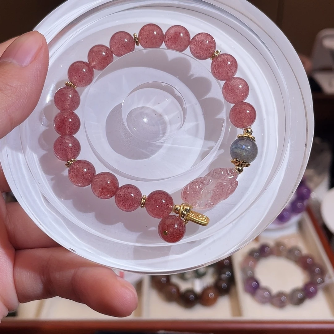 未镶嵌水晶手串草莓晶设计款8.5m