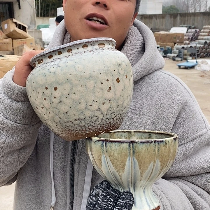 瑕疵介意别拍，颜色不挑。