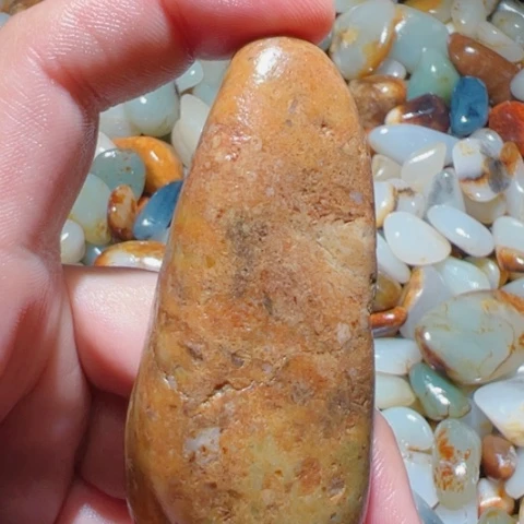 和田玉未镶嵌珠宝奇石107克