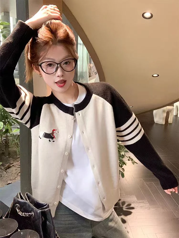 韩版黑白撞色长袖圆领针织上衣女盐系百搭修身显瘦毛衣开衫