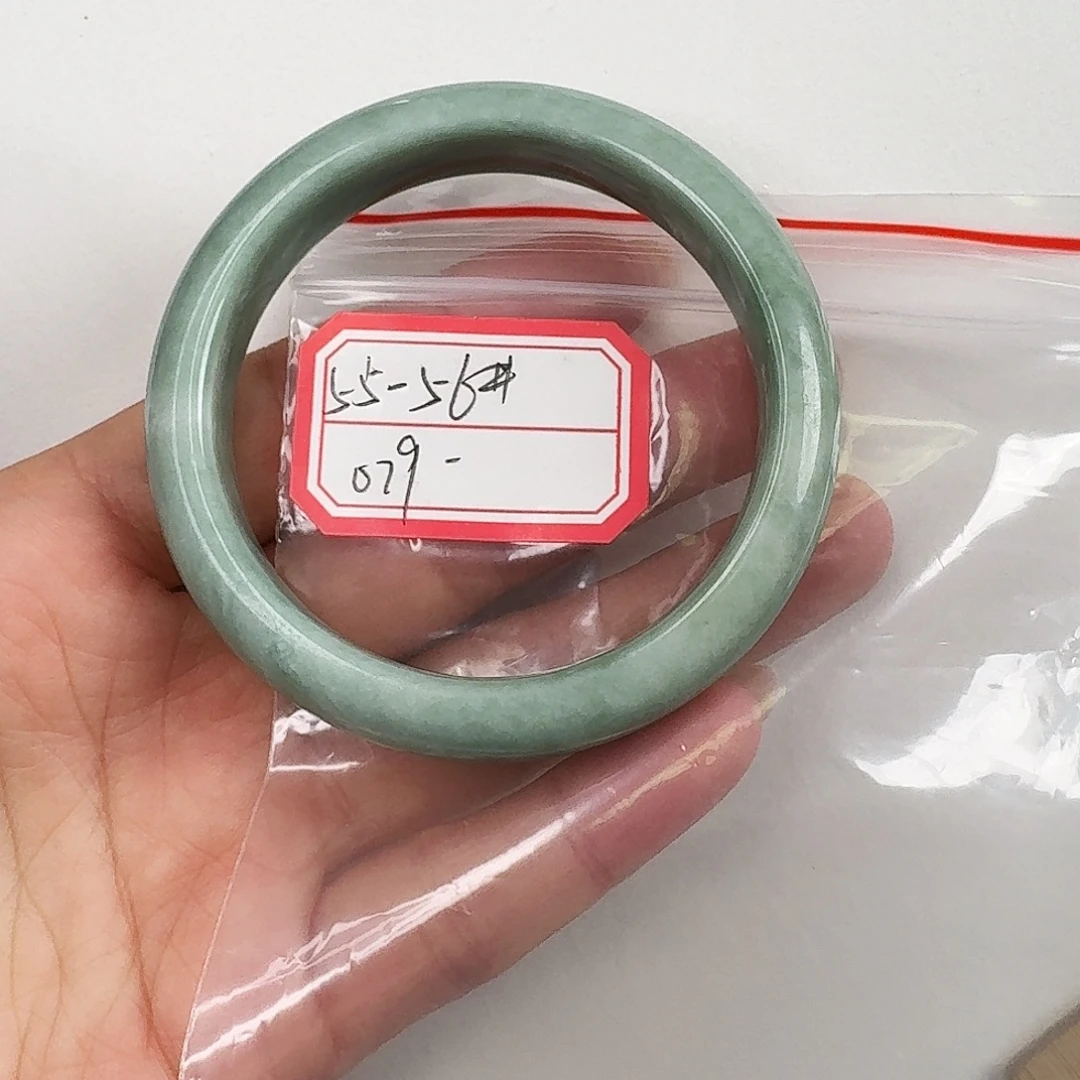 蓝田玉（蛇纹石化大理石玉）未镶嵌手镯