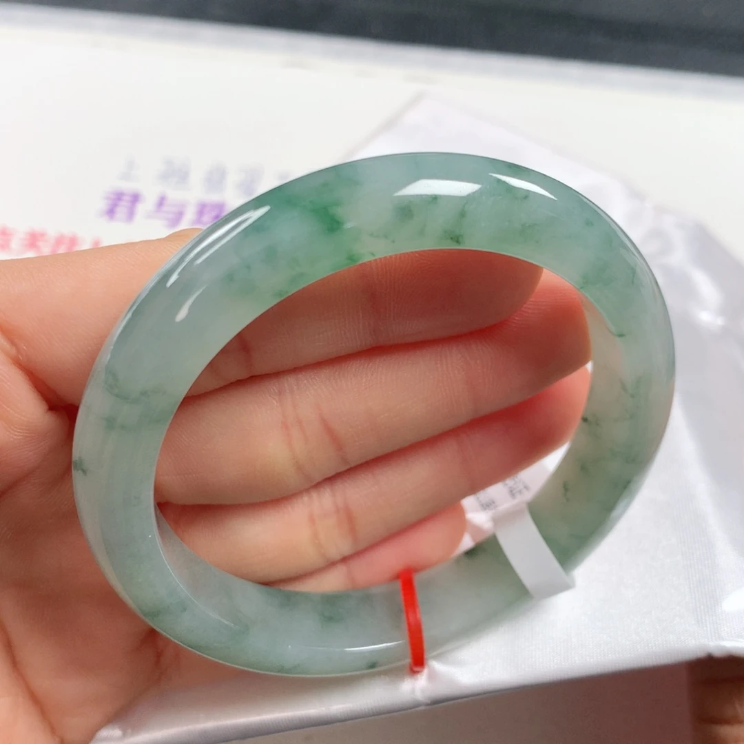 翡翠手镯未镶嵌 正圈①②⑧